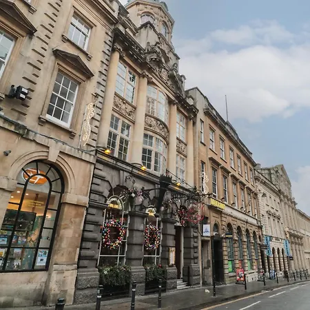 5 Old City Chambers