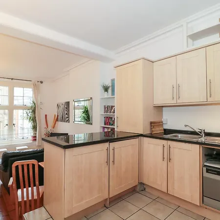 5 Old City Chambers Apartment Bristol